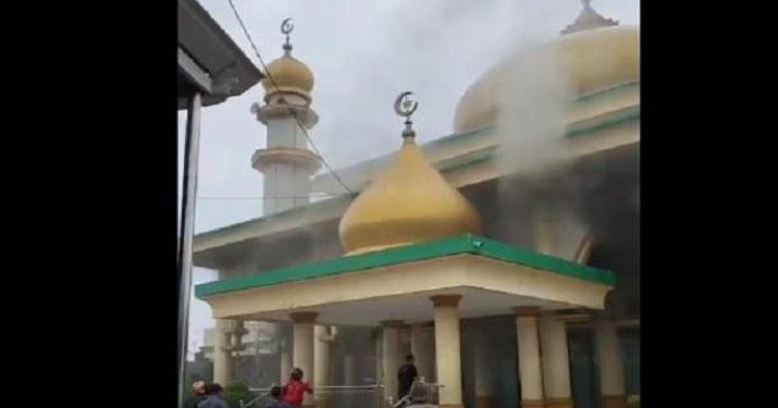 Masjid Al Mutaqqin Jl Veteran Medan Deli Terbakar