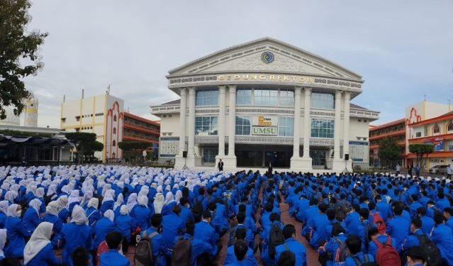 Rektor UMSU Buka PKKMB, 5000 Lebih Mahasiswa Kenali Kampus Baru Mereka