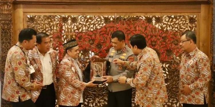 Sukseskan Muktamar ke 48, Panitia Silaturrahim ke Polda Jateng