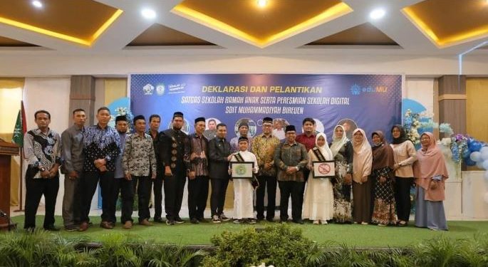 Deklarasikan Sekolah Ramah Anak, SDIT Muhammadiyah Bireuen Lantik Satgas SRA bersama Dinas BPMGPKB