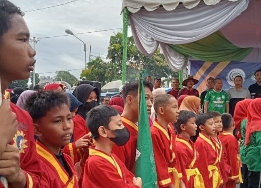 Tapaksuci Tanah Tinggi Meriahkan Gerak Jalan Sehat Siar Muktamar