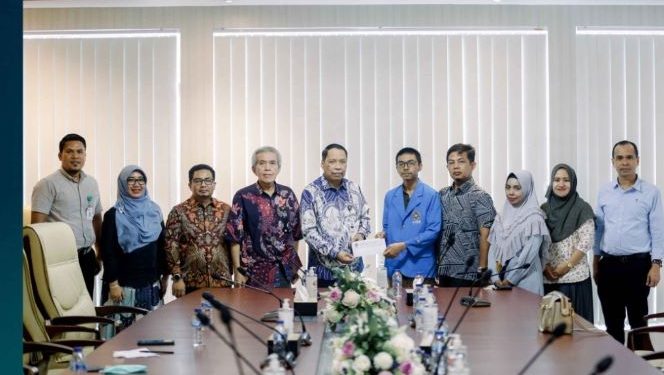 Lolos Program IISMA, Rektor Lepas Mahasiswa FKIP UMSU ke Kroasia