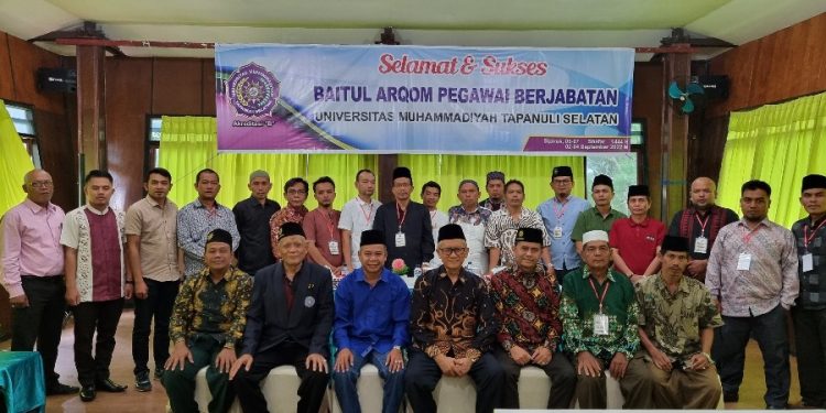 Penutupan Baitul Arqam Dosen UMTS, Sampaikan Pernyataan 15 Komitmen
