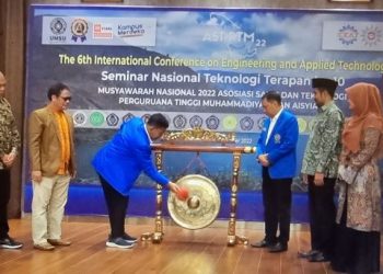 Bupati Simalungun Buka Munas AST-PTMA dan Seminar Nasional Teknologi Terapan di Parapat