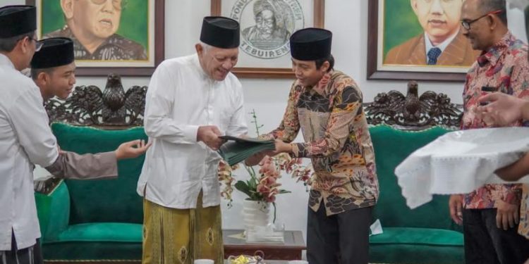 Wamen ATR/BPN Targetkan Seluruh Pesantren Punya Sertifikat Tanah