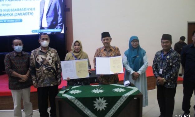 Bedah Buku Kulliyatul Mubalighien Dari Padang Panjang untuk Indonesia