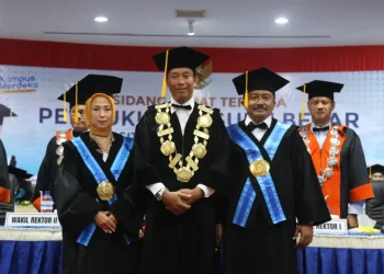 Pengukuhan Dua Guru Besar Diharap Mempercepat Akselerasi Program Internasional