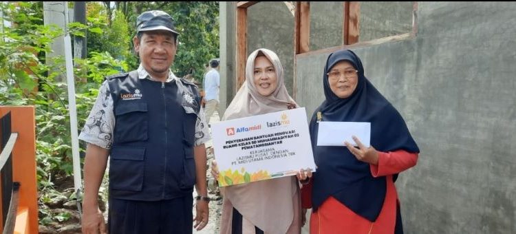 LazisMu dan Alfamidi Serahkan Bantuan Dana Renovasi SD Muhammadiyah Pematang Siantar