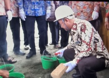 Sekum PP Muhammadiyah Letakan Batu Pertama Pembangunan Masjid Taqwa Ranting Denai