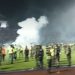 Sepakbola Indonesia Berkabung, 127 Orang Tewas di Stadion Kanjuruhan