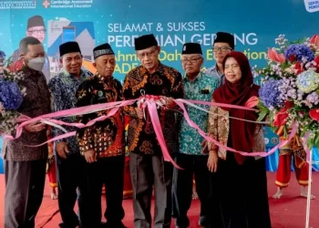 Ketua Umum PP Muhammadiyah Resmikan Ahmad Dahlan Education Center