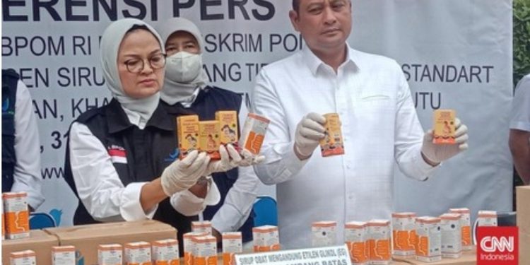 Daftar Lengkap 73 Obat Sirop yang Izin Edarnya Ditarik BPOM