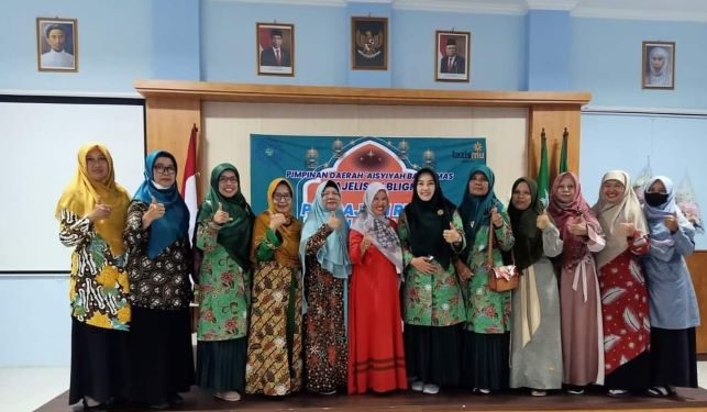 Serba-serbi Muktamar (20):  Aisyiyah Deli Serdang Bermuhibbah ke Banyumas