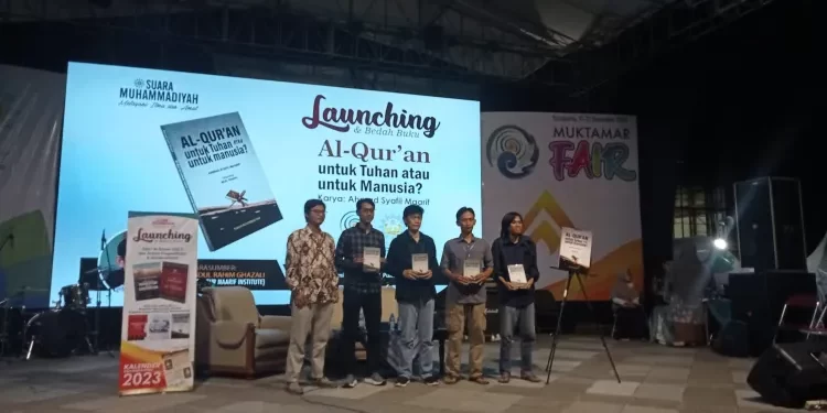 Bedah Buku SM di Bazar Muktamar, Buya Syafii Manusia Qur’ani
