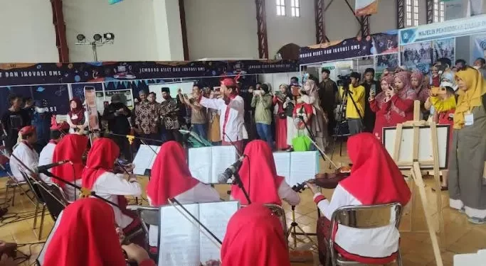 Serba-serbi Muktamar (19) : Menonton Orkestra Difabel di MITE Muktamar ke-48