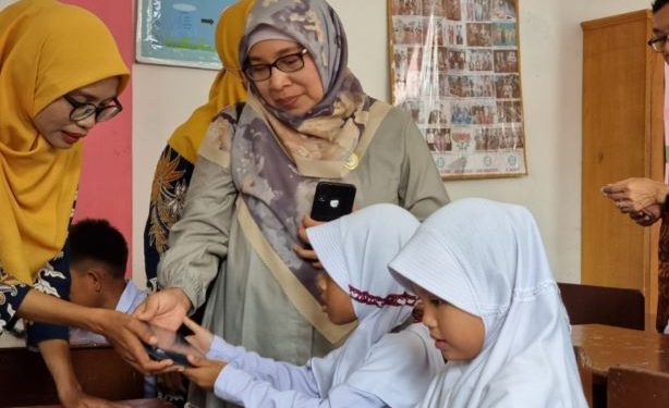 LazisMu PPM dan The Head Foundation Singapore Kunjungi Sekolah Penerima Program Edutabmu di Medan