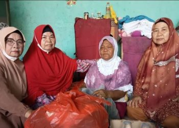 PR Aisyiyah Tanah Tinggi Salurkan Bantuan Pasca Banjir Kepada Warga Batang Kuis