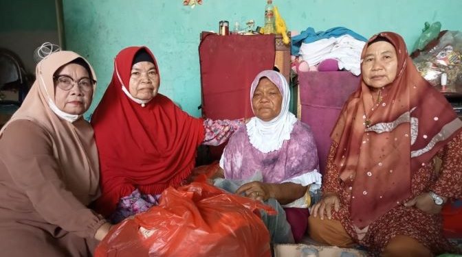 PR Aisyiyah Tanah Tinggi Salurkan Bantuan Pasca Banjir Kepada Warga Batang Kuis