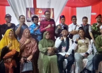 Tokoh Aktifis Masjid Rafdinal Serahkan Syarat Balon DPD-RI ke KPU Sumut