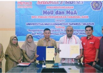 Fahum UM Tapsel Jalin Kerjasama Dengan PERADI Pergerakan Lahirkan Advokat Baru