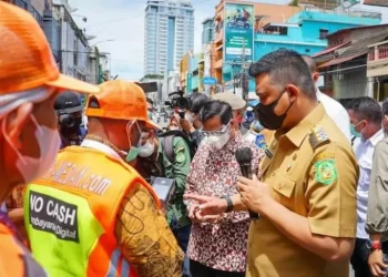 Pemkot Medan larang juru parkir e-parking terima pembayaran tunai