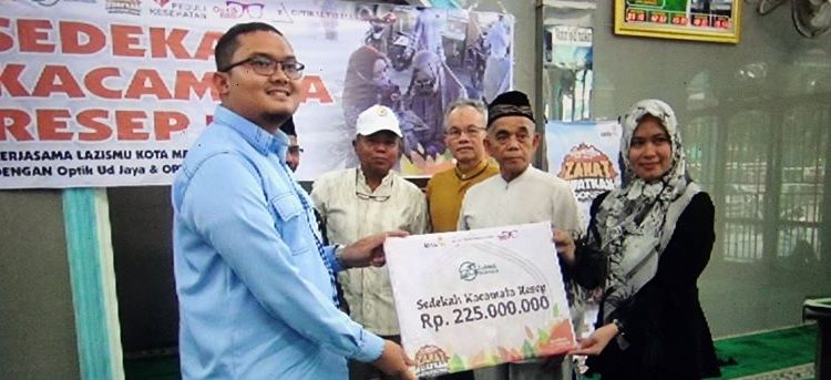 Ramdan Berkah, LazisMu Medan, Optik UD Jaya dan Optikal Trijaya Bantu Kacamata Gratis