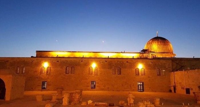 Riwayat Kiblat Bani Israil yang Menghadap Baitul Maqdis