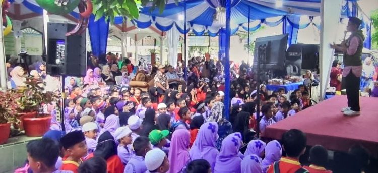 Perkuat Budaya Literasi, Pelajar SDM 36 Diajak Gemar Membaca dan Meninggalkan Gadget