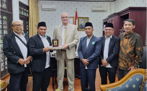 MUI Sumut Kirimkan Donasi untuk Korban Gempa ke Keduataan Republik Arab Suriah