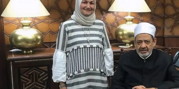 Penasihat Grand Syaikh Al-Azhar Dr Nahlah Sha’idi Terpilih Sebagai 50 Perempuan Paling Berpengaruh di Mesir