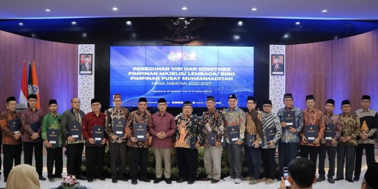 Pimpinan Majelis, Lembaga, Biro PP Muhammadiyah Mengikuti Peneguhan Visi dan Komitmen