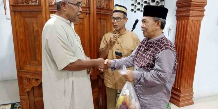 LazisMu Aceh Barat Salurkan Paket Ramadan Ceria untuk Fakir Miskin