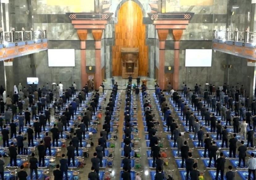 MUI Minta Ponpes Al-Zaytun Jelaskan Ketentuan Syariat tentang Praktik Sholat Berjamaah - MuhammadiyahNews.com MUI Minta Ponpes Al-Zaytun Jelaskan Ketentuan Syariat tentang Praktik Sholat Berjamaah - MuhammadiyahNews.com