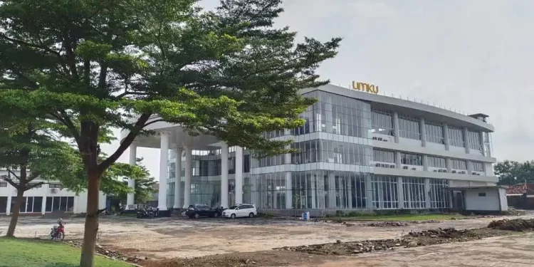 Diresmikan, Gedung Megah Crystal Building UMKU