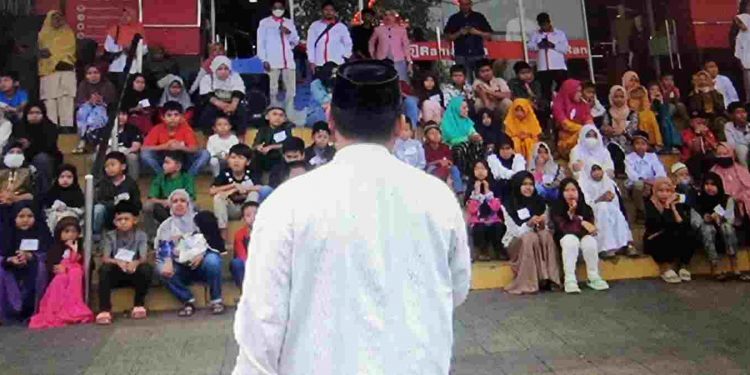 200 Anak Yatim Belanja Baju Lebaran Bersama LazisMu Medan