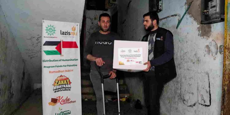 LazisMu Salurkan 1.350 Paket Bantuan untuk Palestina