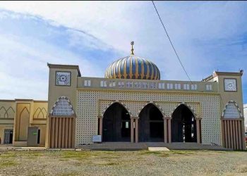Ustadz H. Faisal Hasan Sufi Khatib Idul Fitri Di Masjid Taqwa Muhammadiyah Sigli