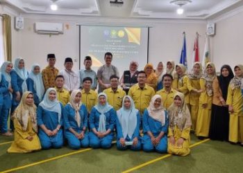 RSU Muhammadiyah Lepas Dokter dan Perawat Menjadi Tenaga Kesehatan Haji