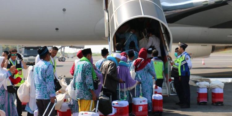 Gelombang Pertama, 89.358 Jemaah Mendarat di Bandara Madinah