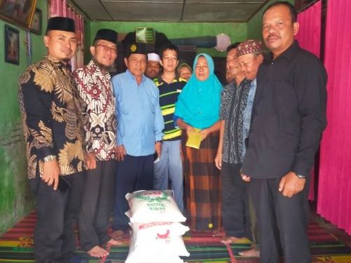 PD.Muhammadiyah Madina Bantu Korban Kebakaran Sihepeng