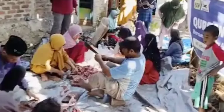 Qurban PCIM Malaysia di Alor NTT