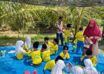 SD Muhasaba Terapkan P5, Ajarkan Santri/a Cerdas Kelola Sampah Organik