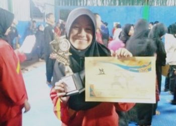Alhamdulillah, Afifah Pelajar SMPM Serbalawan Raih Juara 1 Kejuaraan Pencak Silat
