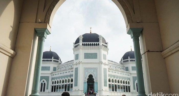Tujuh Masjid Bersejarah di Sumatera Utara dan Pendirinya