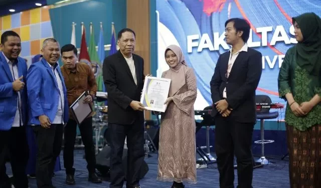 Bertabur Prestasi, FISIP UMSU Yudisium 220 Lulusan