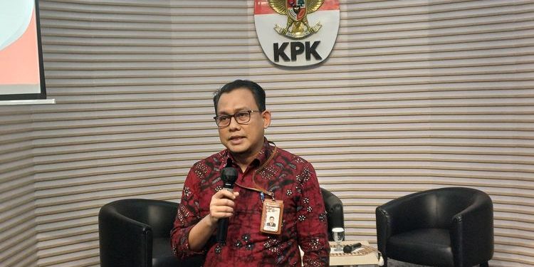 KPK Cegah Sekjen DPR RI dan 6 Orang Lainnya Bepergian ke Luar Negeri