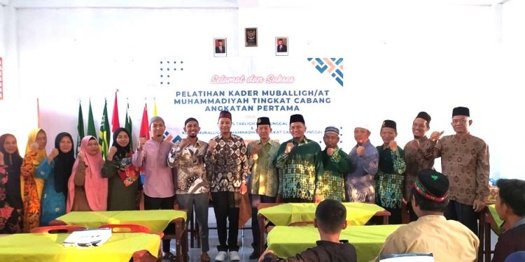 55 Kader Muballigh Cabang Sunggal Siap Lanjutkan Perjuangan Dakwah