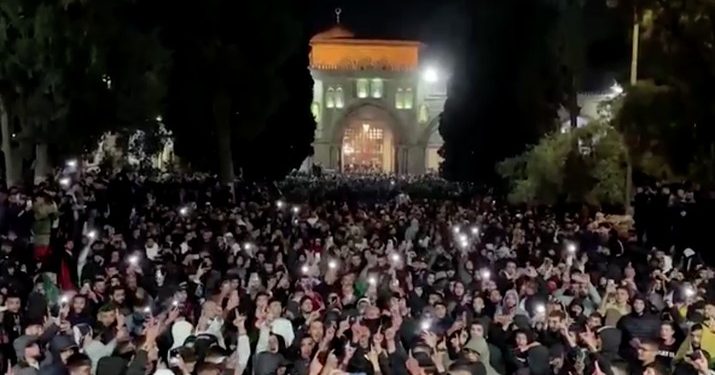 Kompleks Masjid Al-Aqsa Dilaporkan Diserbu, Bendera Israel Dikibarkan