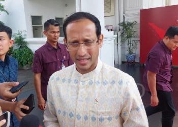 Nadiem Makarim Batalkan Kenaikan UKT, Ini Alasannya