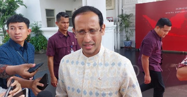 Nadiem Makarim Batalkan Kenaikan UKT, Ini Alasannya